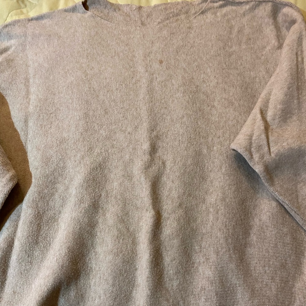 Cashmere sweater